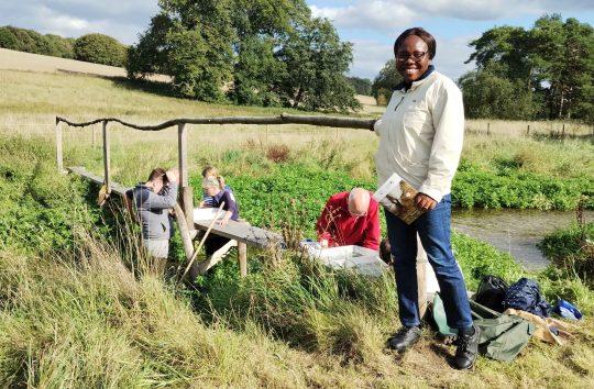 Volunteers training in Riverfly at Little Chess