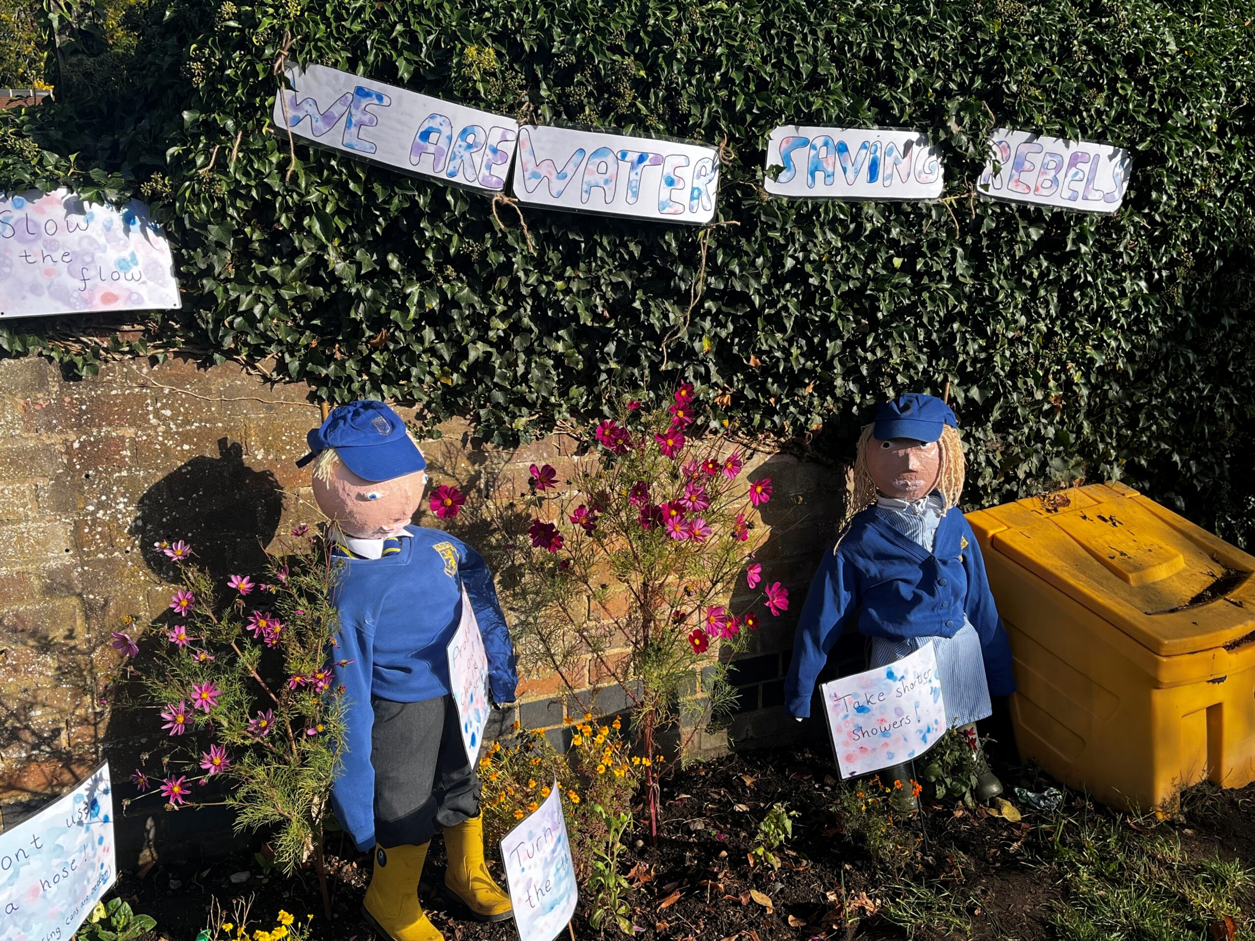 chenies scarecrows